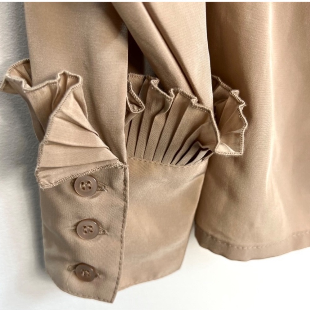 Kara vintage blouse - Picture 9 of 12